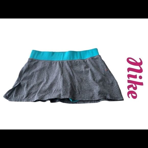 Nike Dri-Fit Golf/Tennis Skort Sz Medium - Picture 1 of 9